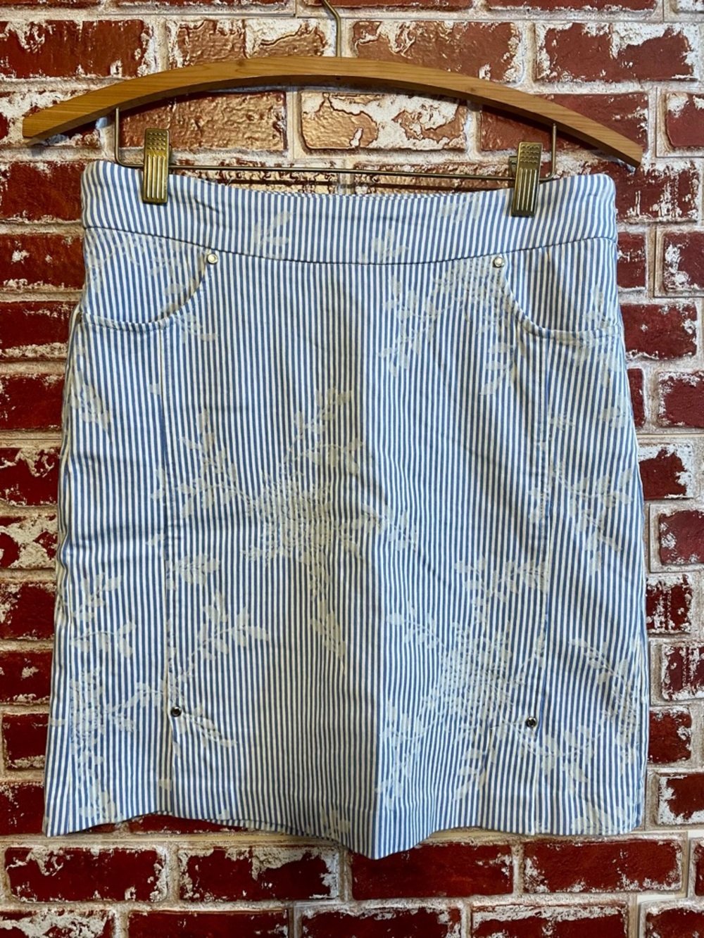 Tribal Tyla Pinstripe Floral Pull On Skort Size 6. Nautical Coastal-Core.